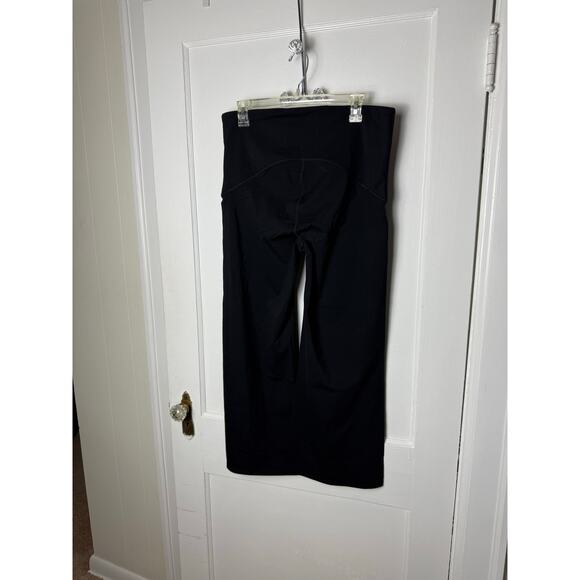 Spanx Booty Boost Black Yoga Flare High Rise Pants NWOT Women's Plus 1X - Picture 4 of 8